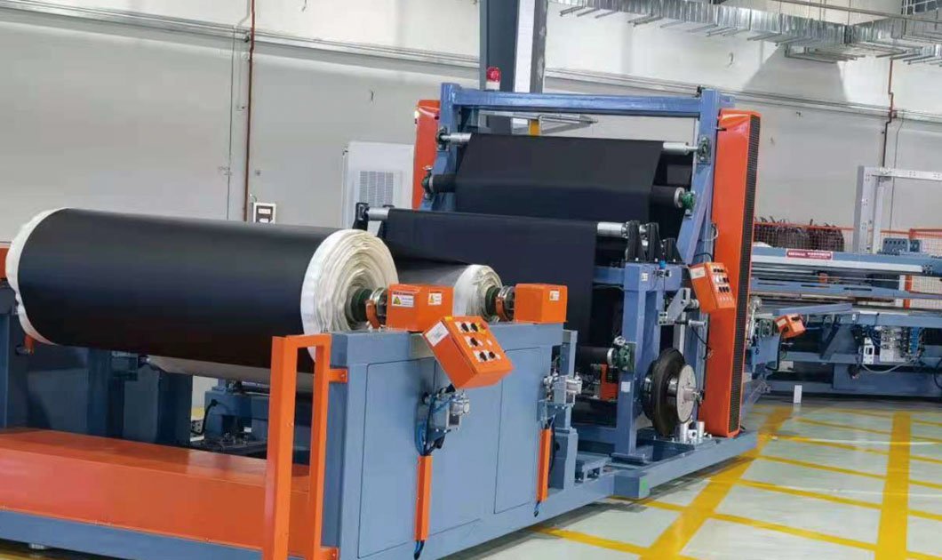 40°-90°纖維簾布裁斷機